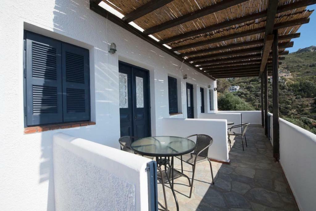 Blue Dawn Kalymnos Aparthotel Mirtiész Kültér fotó